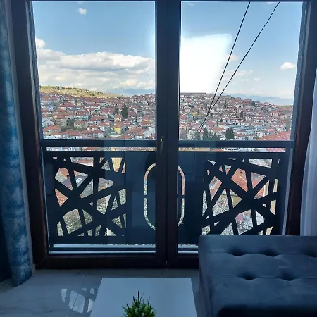 Konak Hilltop & 3*